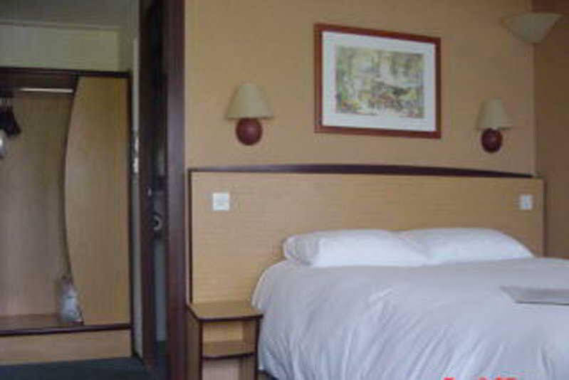 Hotel Campanile Dartford -South East London Esterno foto